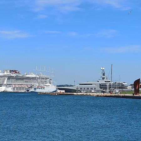 Le Voilier - Port De Plaisance - Host Provence Apartment ลาแซน-ซูร์-แมร์ ภายนอก รูปภาพ