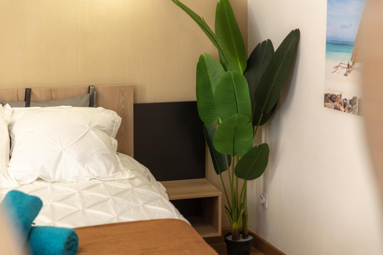 Le Voilier - Port De Plaisance - Host Provence Apartment ลาแซน-ซูร์-แมร์ ภายนอก รูปภาพ
